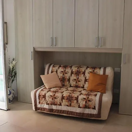 Casa Antonio A Due Passi Dal Mare Hotel *