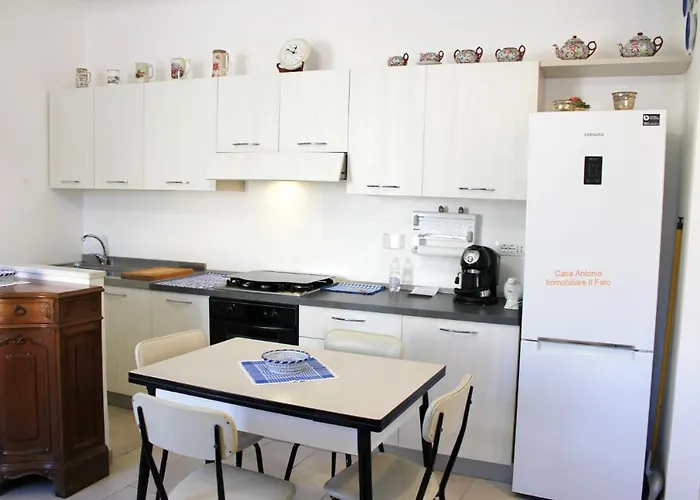 Casa Antonio A Due Passi Dal Mare レヴァント
